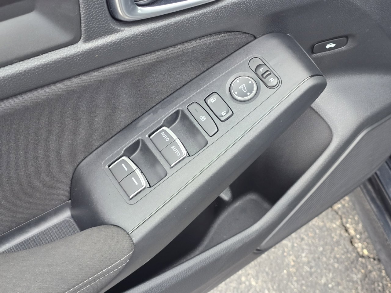 Certified 2025 Honda Civic Sport image 22