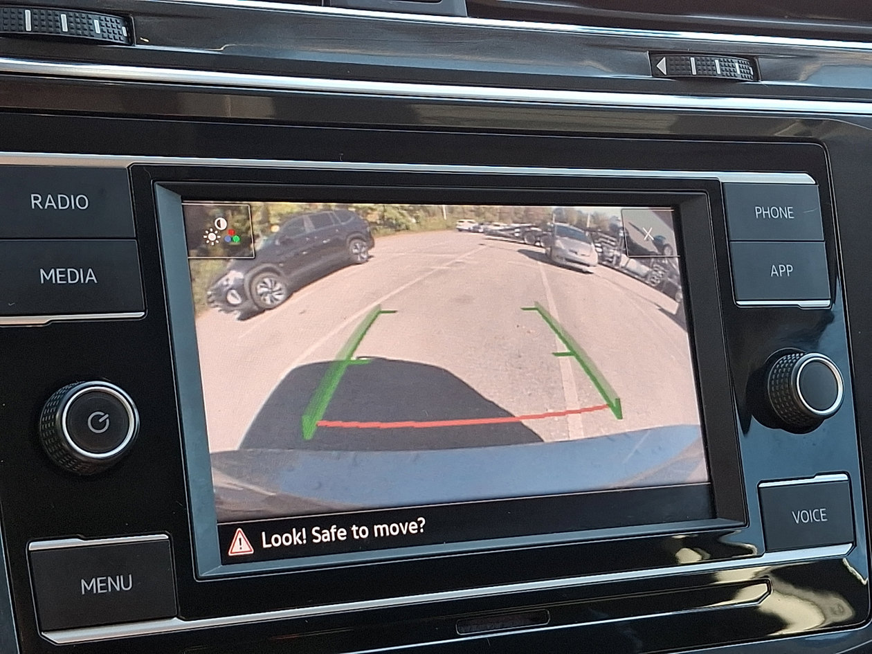 Certified 2024 Volkswagen Tiguan S FWD image 17