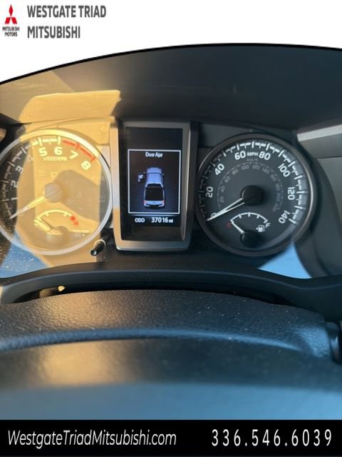 Used 2023 Toyota Tacoma TRD Sport w/ Technology Package image 14