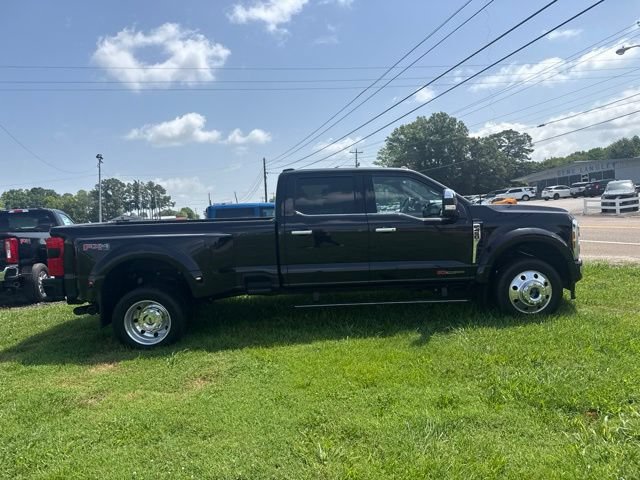 Used 2025 Ford F450 Platinum w/ Platinum Plus Package AWD/4WD image 13