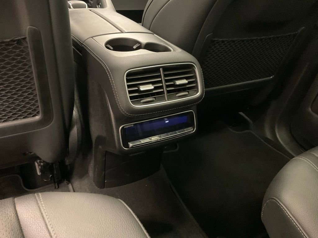 Used 2025 Mercedes-Benz GLS 450 4MATIC image 27