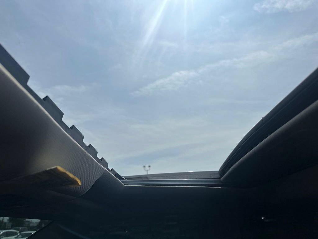 Used 2017 RAM 2500 Laramie AWD/4WD image 9