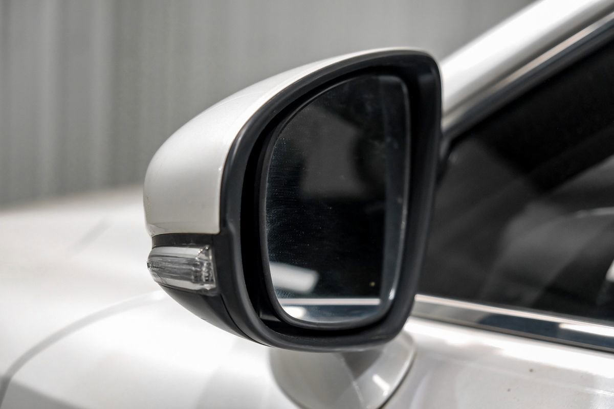 Used 2016 Lexus IS 200t RWD image 30