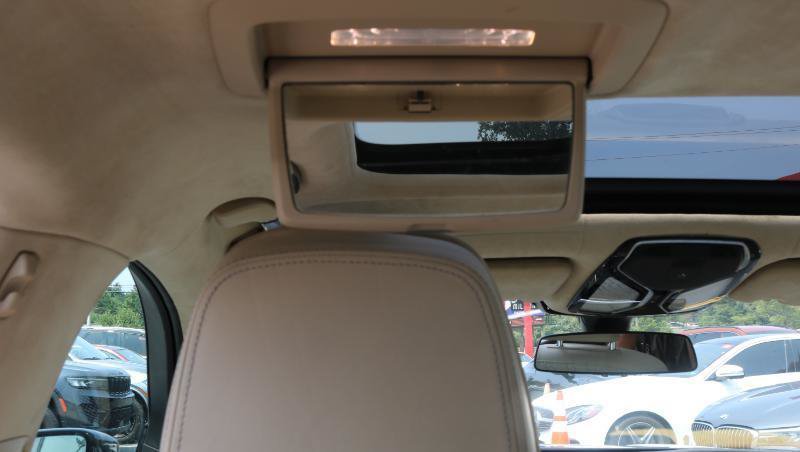 Used 2016 BMW 740i RWD image 23