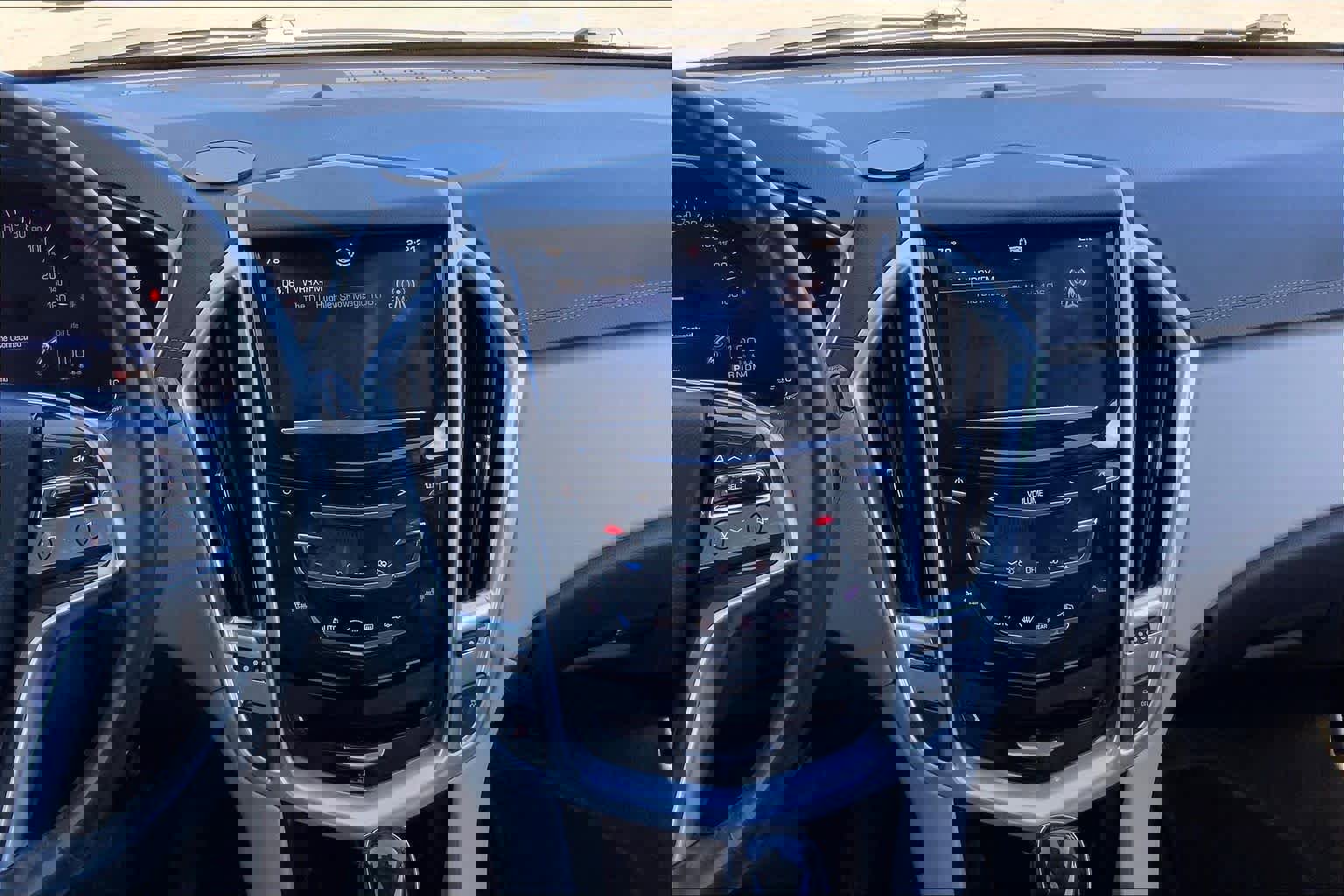 Used 2014 Cadillac SRX Luxury w/ Driver Awareness Package image 6