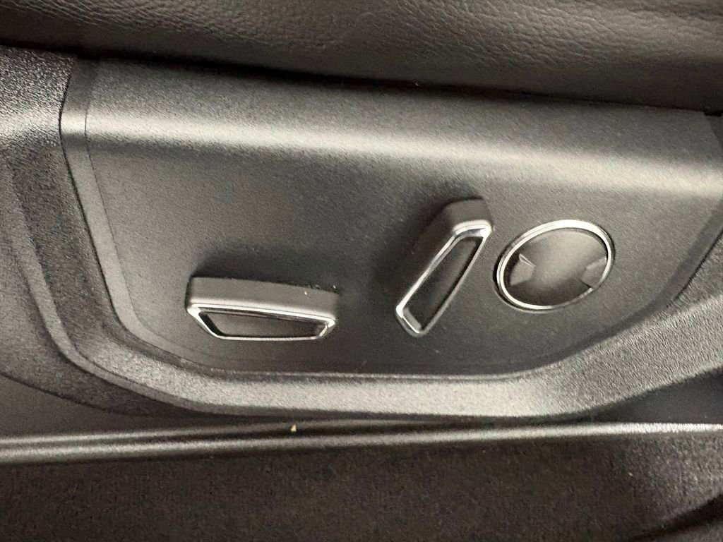 Certified 2019 Ford F450 Lariat w/ Lariat Ultimate Package image 15