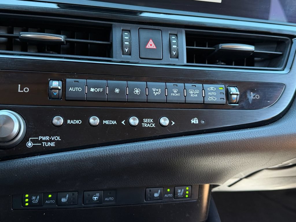 Certified 2023 Lexus ES 350 w/ Premium Package FWD image 23