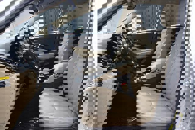 Used 2013 Hyundai Azera Limited image 10