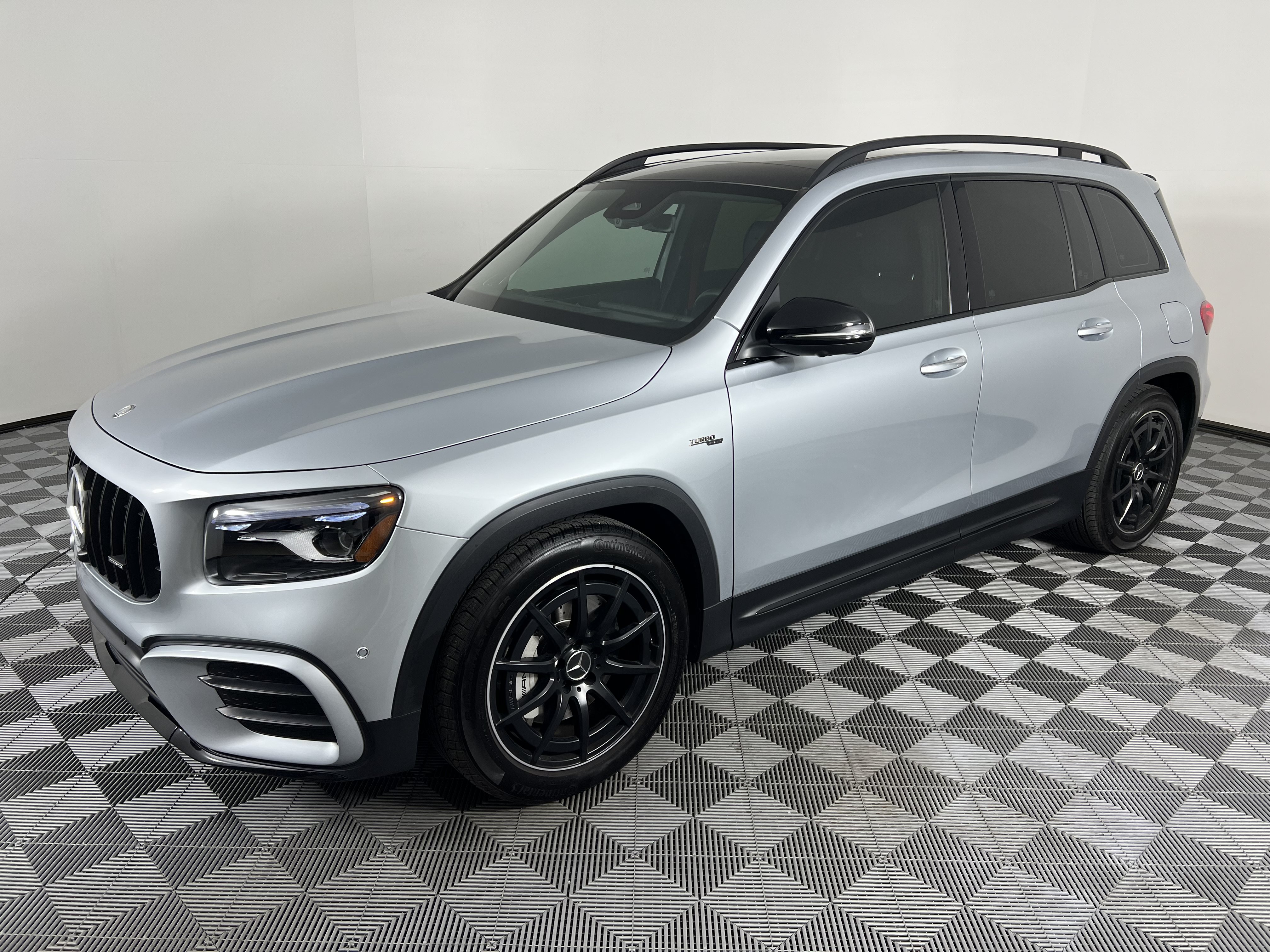 Certified 2024 Mercedes-Benz GLB 35 AMG 4MATIC image 7