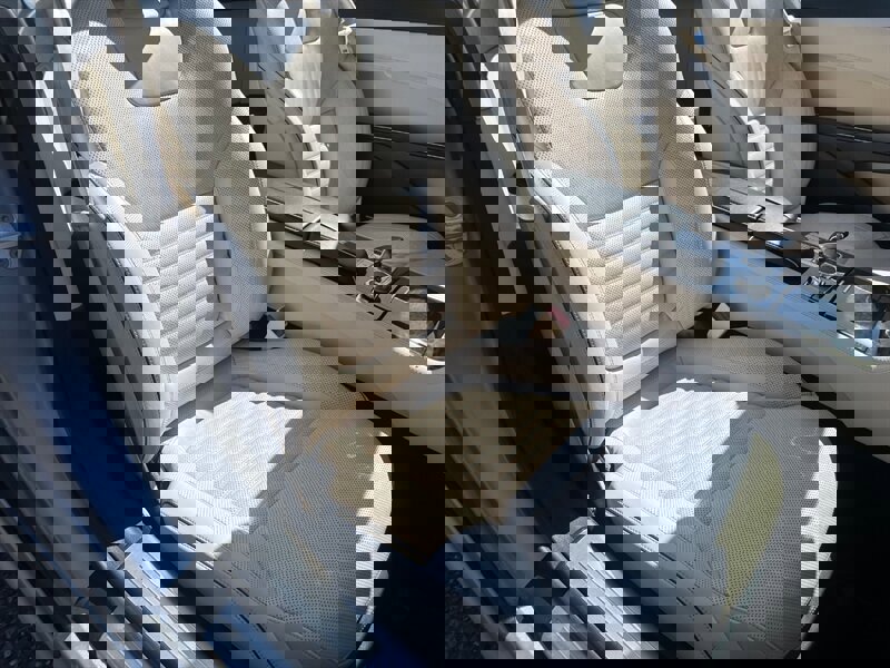 Used 2013 Mercedes-Benz SL 550 w/ Premium Pkg image 21