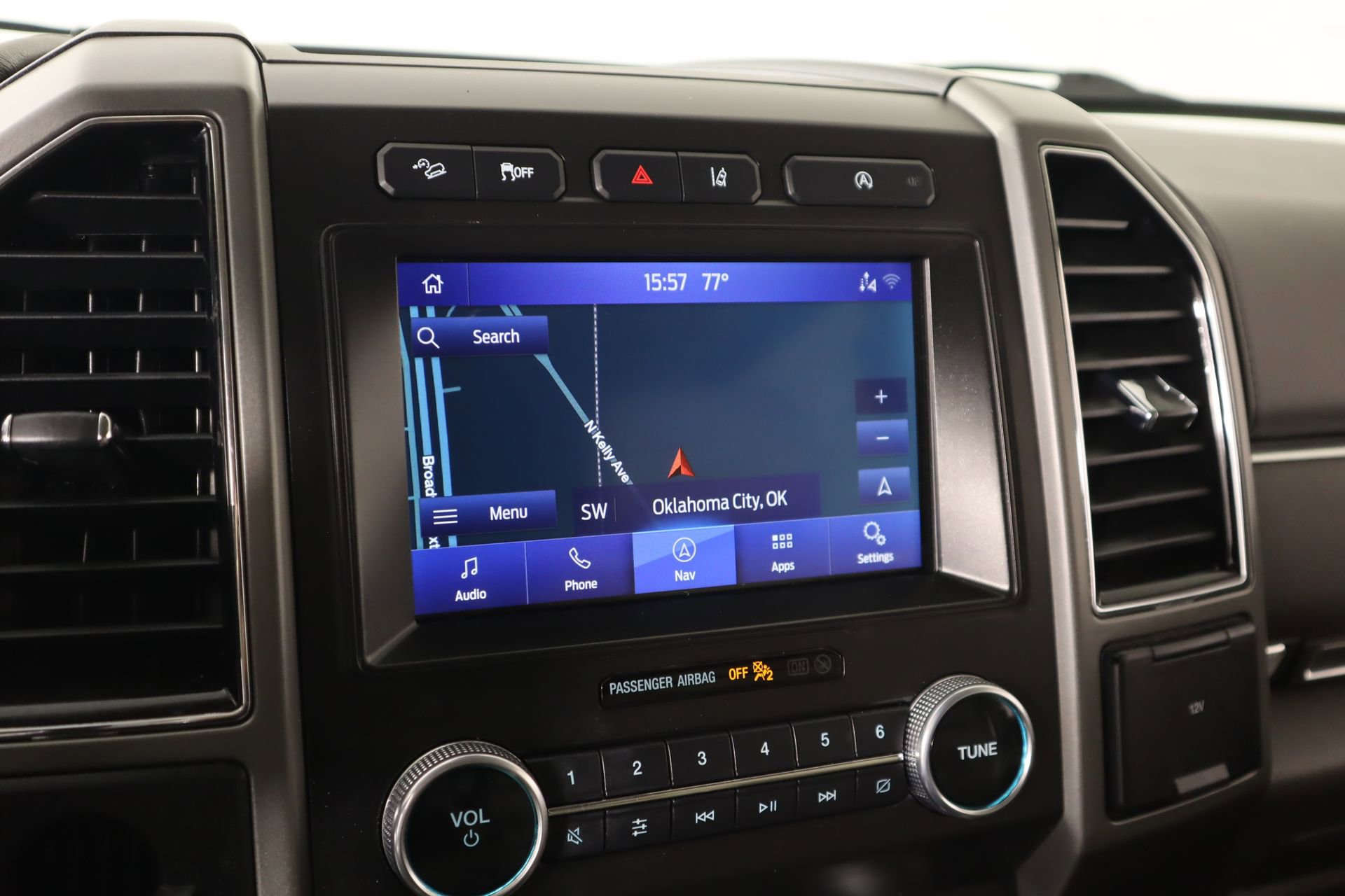 Used 2021 Ford Expedition Max XLT image 7