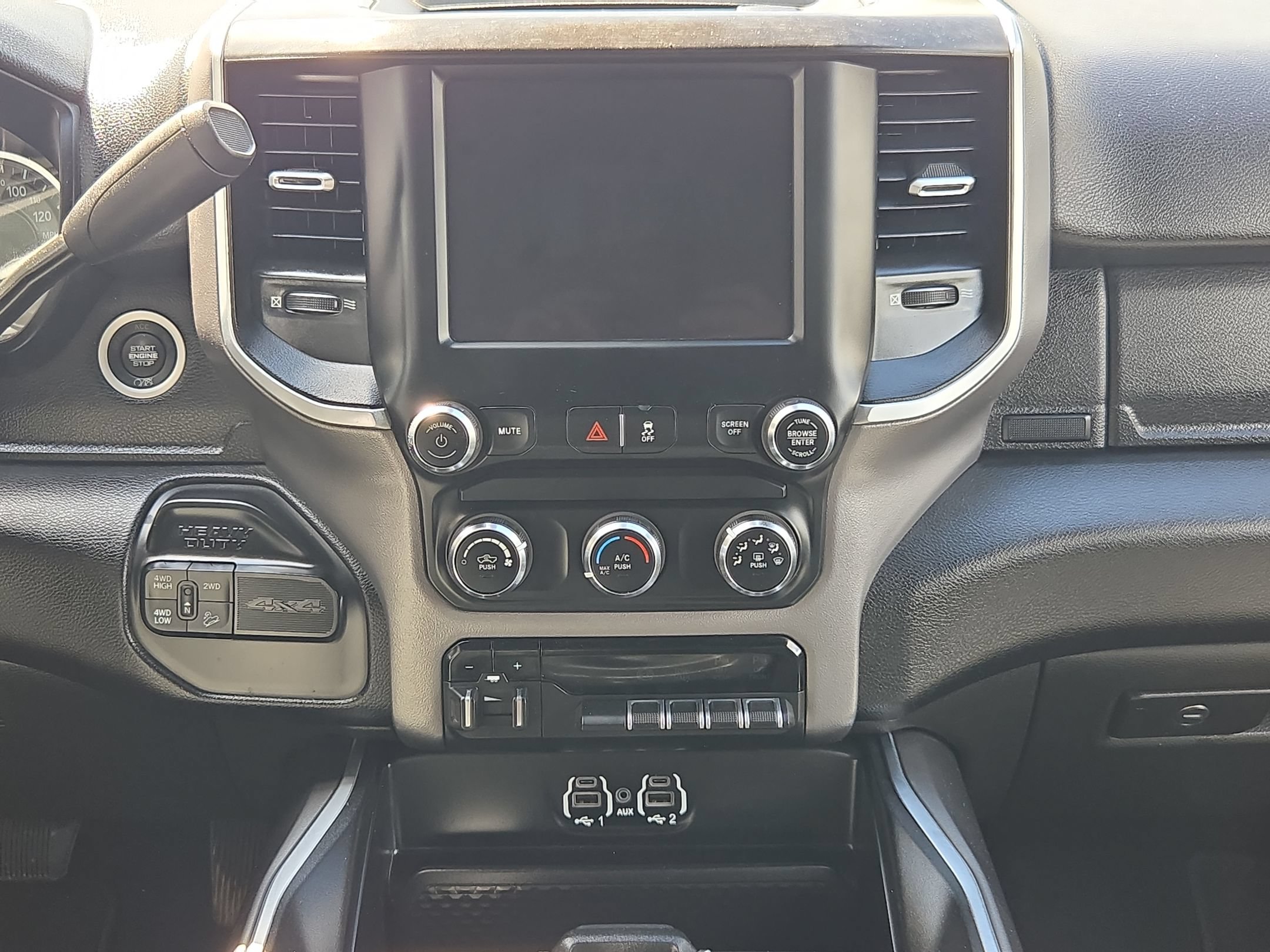 Used 2024 RAM 2500 Big Horn w/ Off Road Package AWD/4WD image 16