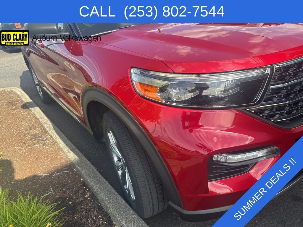 Used 2020 Ford Explorer XLT w/ Equipment Group 202A AWD/4WD image 11