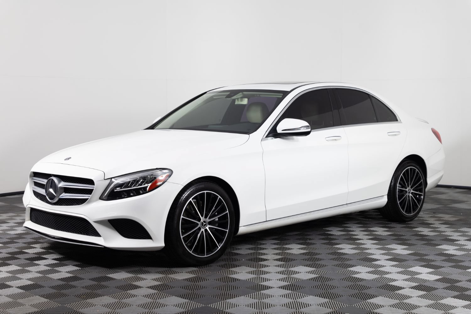 Used 2019 Mercedes-Benz C 300 Sedan image 1