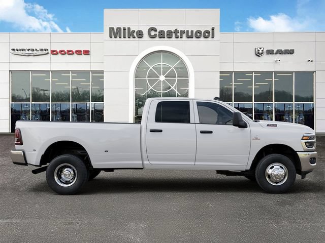 New 2026 RAM 3500 Tradesman AWD/4WD image 21
