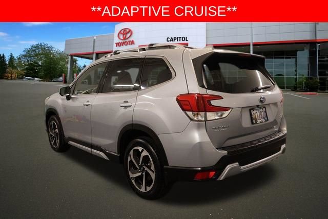 Used 2023 Subaru Forester Touring image 5