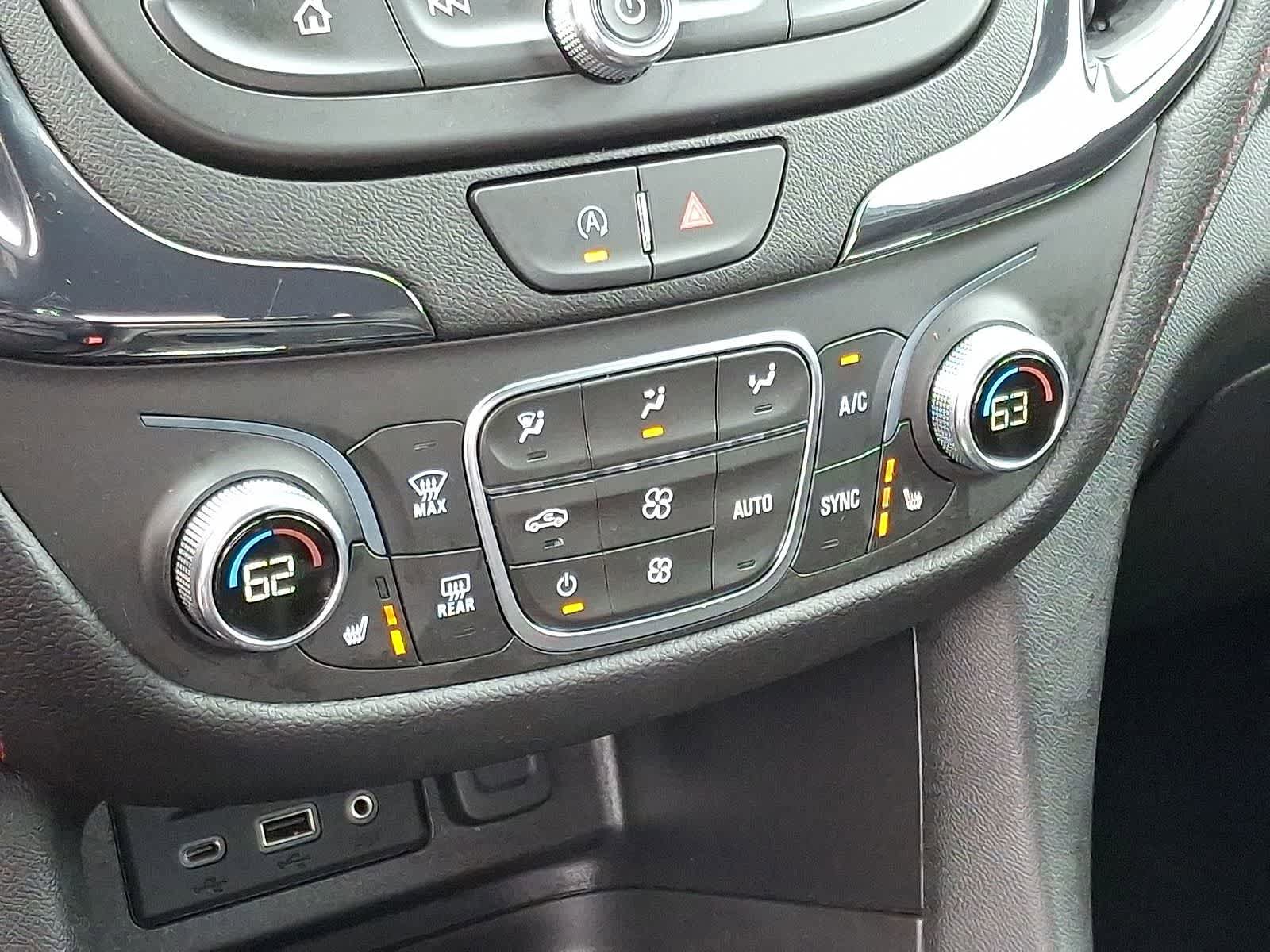 Used 2024 Chevrolet Equinox RS FWD image 23