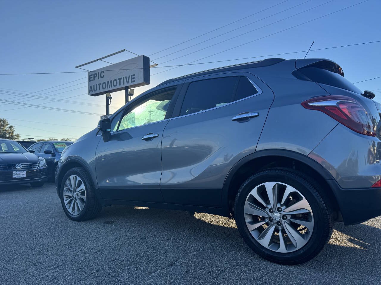 Used 2019 Buick Encore Preferred w/ Safety Package FWD image 10