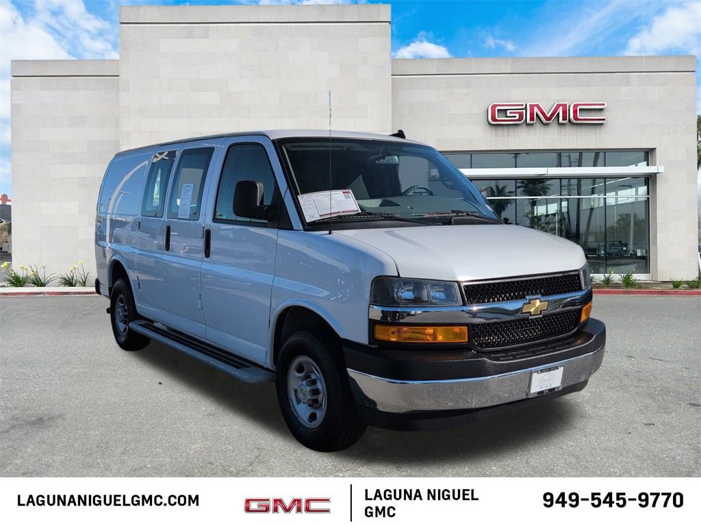 Used 2024 Chevrolet Express 2500 Work Van w/ Driver Convenience Package image 3