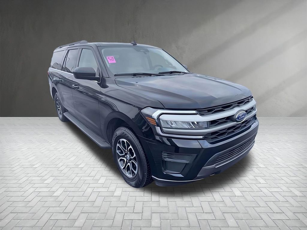 Certified 2023 Ford Expedition Max XLT image 7