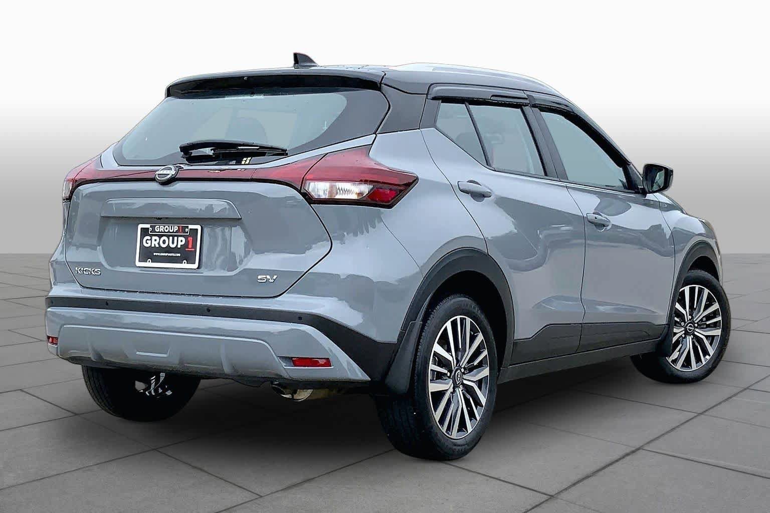 Used 2023 Nissan Kicks SV FWD image 13