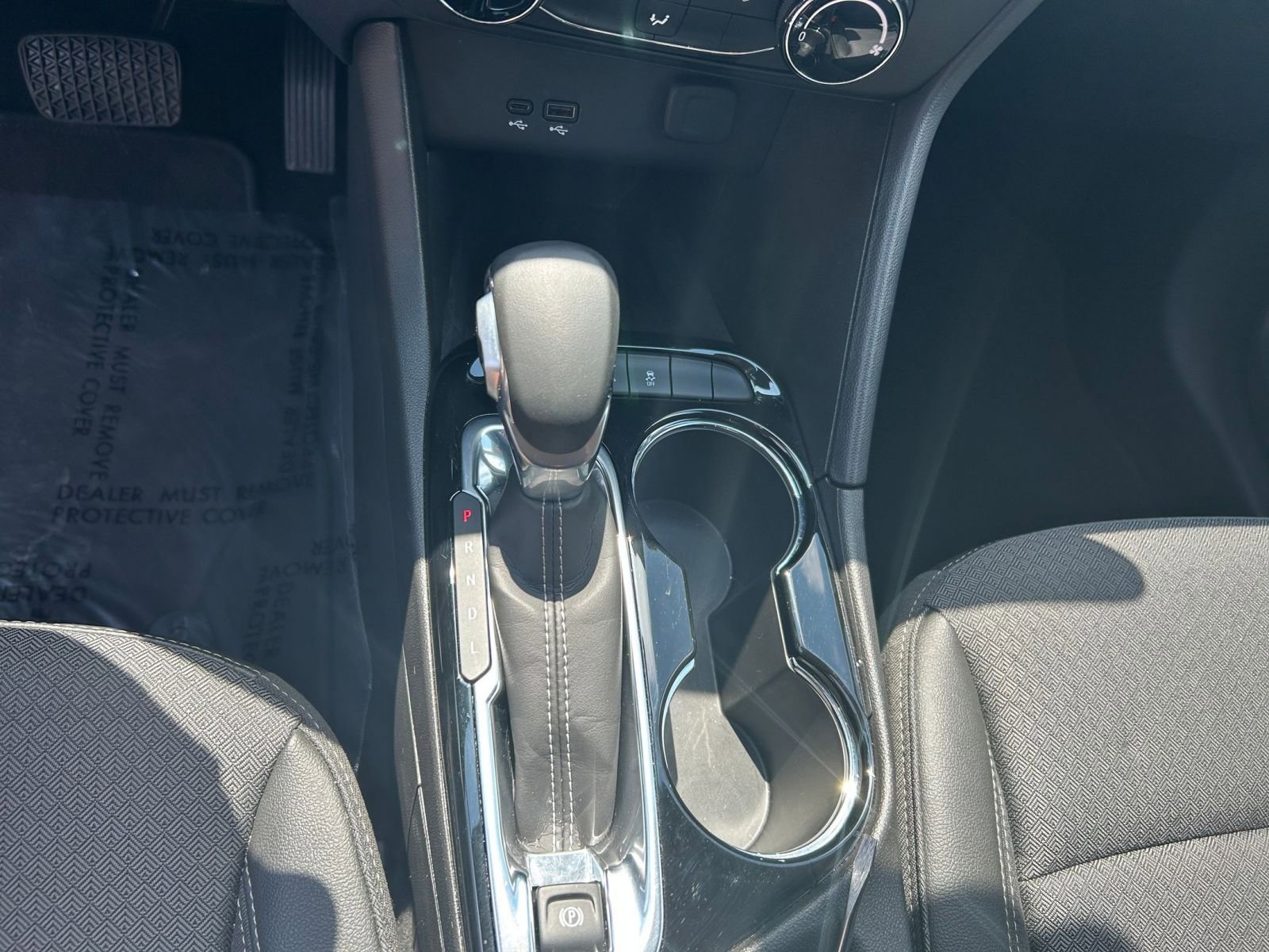 Used 2025 Buick Encore GX Preferred FWD image 36