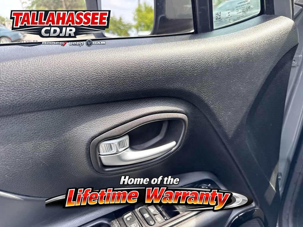 Used 2020 Jeep Renegade Altitude FWD image 15