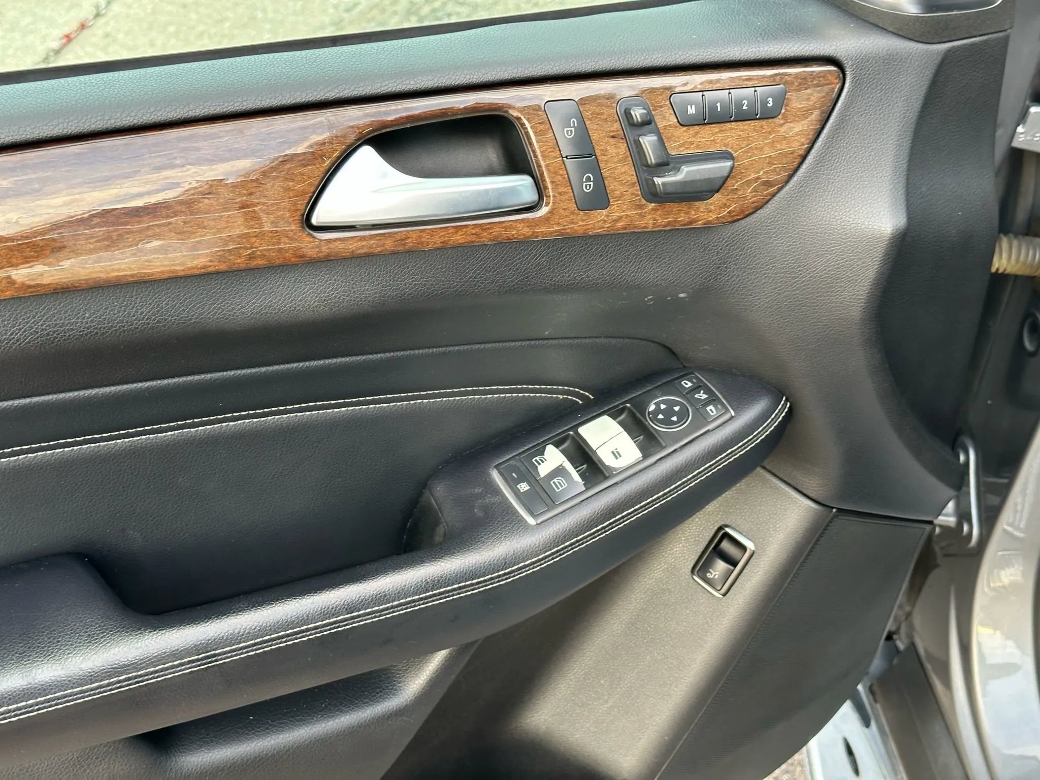 Used 2012 Mercedes-Benz ML 350 4MATIC image 12