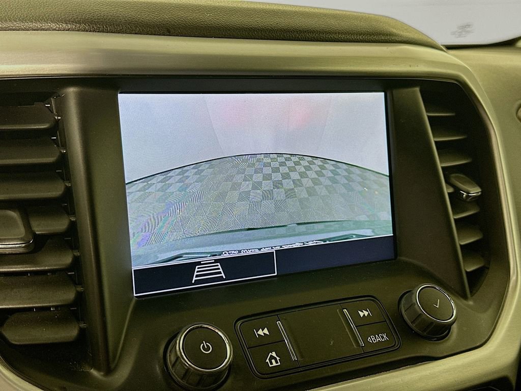 Used 2023 GMC Acadia SLE w/ Driver Convenience Package image 19