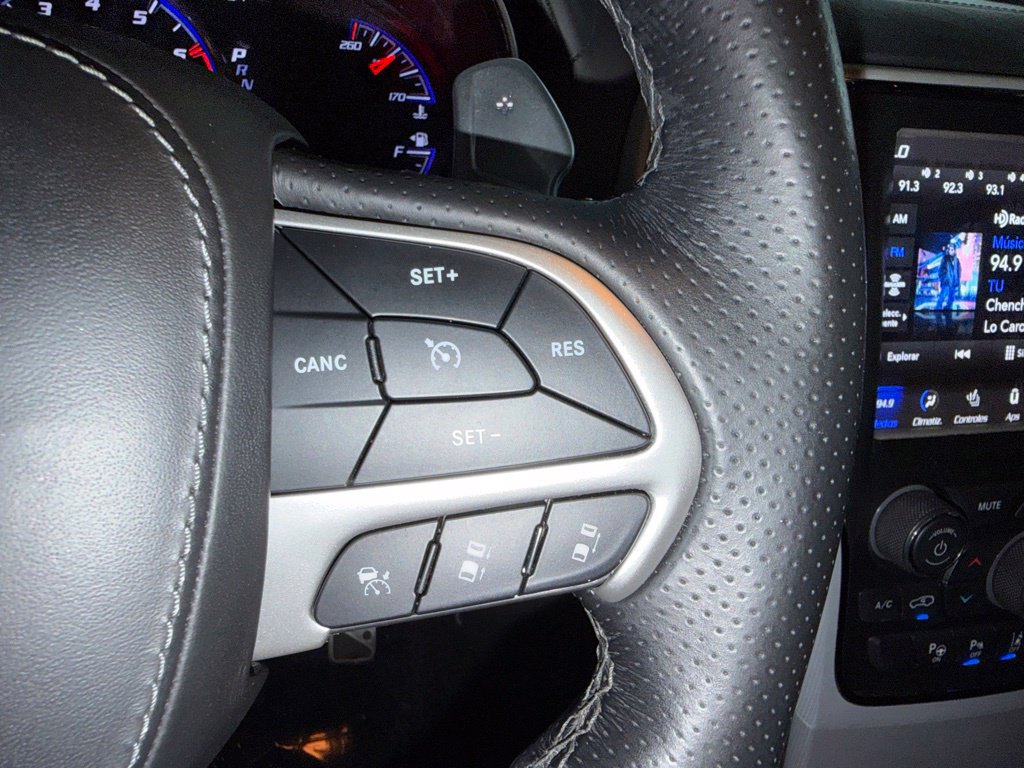 Used 2018 Jeep Grand Cherokee Trackhawk AWD/4WD image 55