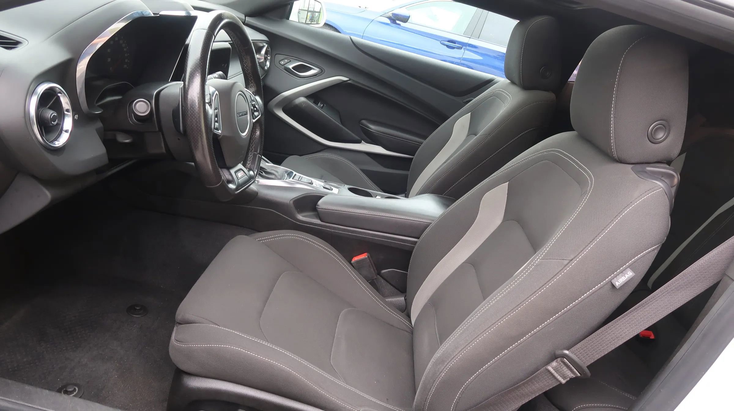 Used 2022 Chevrolet Camaro SS RWD image 17