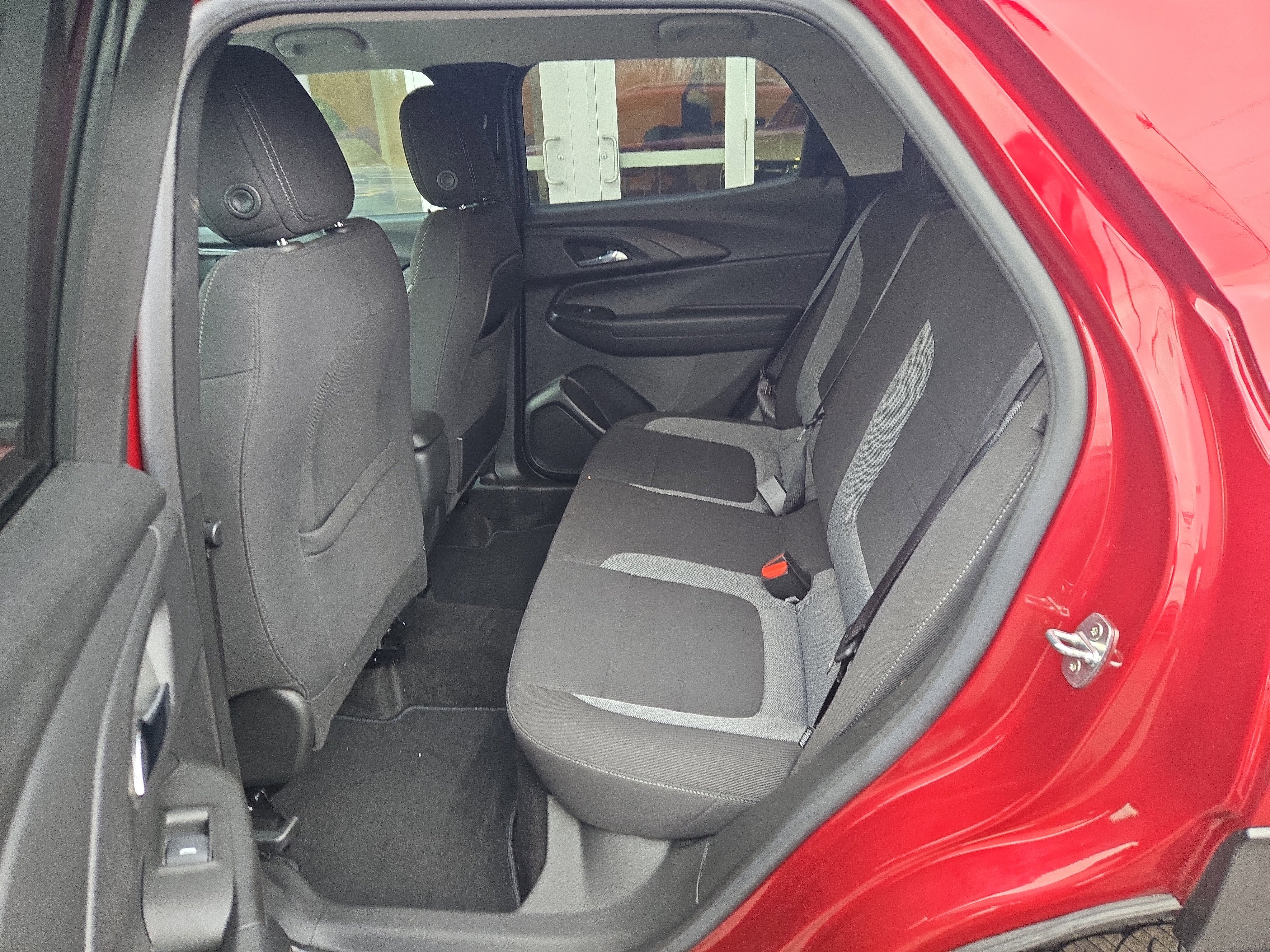 Certified 2023 Chevrolet TrailBlazer LT w/ Convenience Package image 11