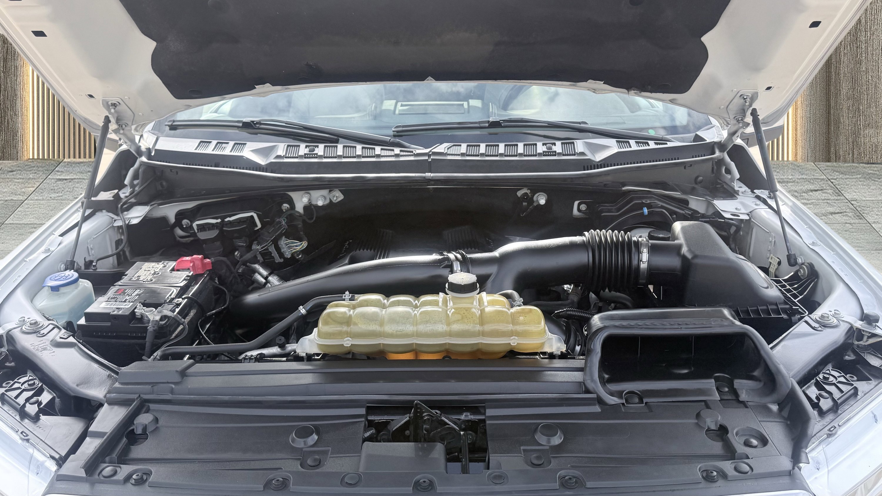 Used 2020 Ford F150 Limited AWD/4WD image 18