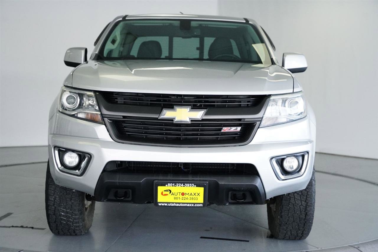 Used 2017 Chevrolet Colorado Z71 image 2