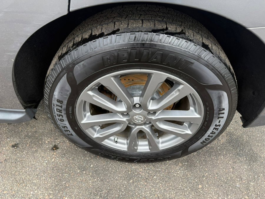 Used 2016 Nissan Pathfinder SL image 5