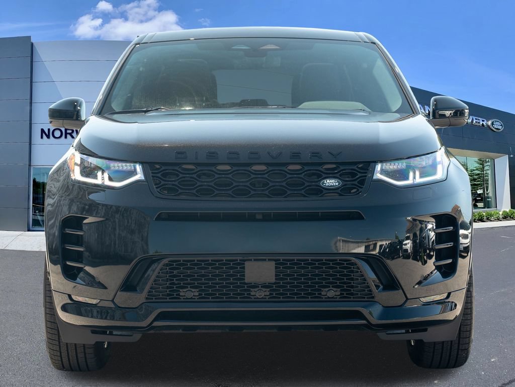 New 2026 Land Rover Discovery Sport Landmark AWD/4WD image 2