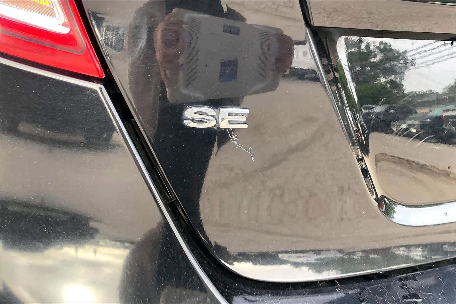 Used 2016 Ford Fiesta SE FWD image 29
