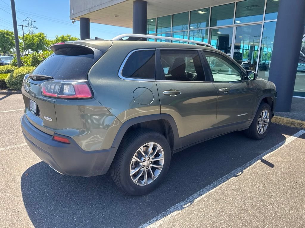 Used 2019 Jeep Cherokee Latitude Plus w/ Comfort/Convenience Group AWD/4WD image 6