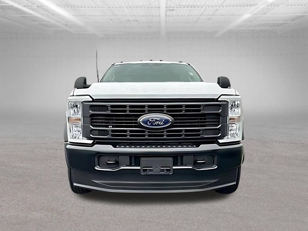 New 2026 Ford F550 4x4 Regular Cab Super Duty image 2