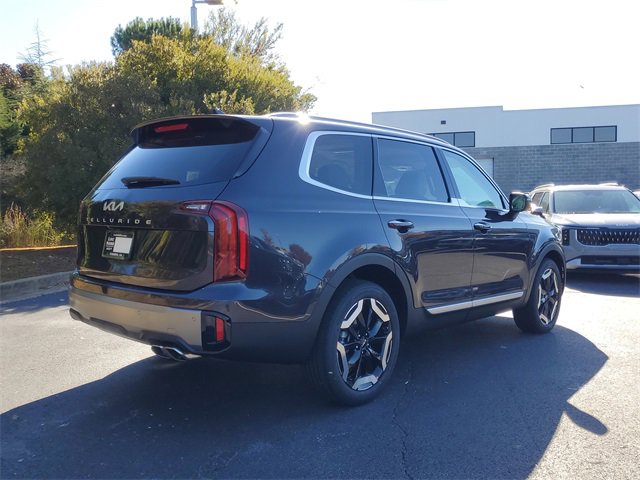 New 2025 Kia Telluride S image 4