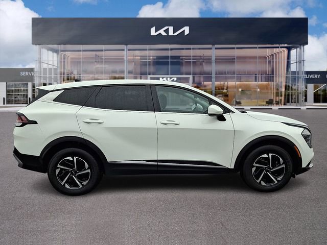 Certified 2024 Kia Sportage LX image 7