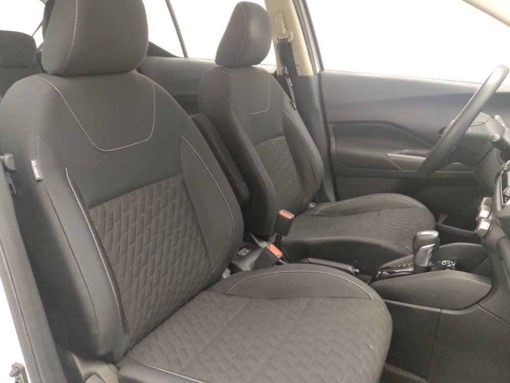 Used 2022 Nissan Kicks S image 21