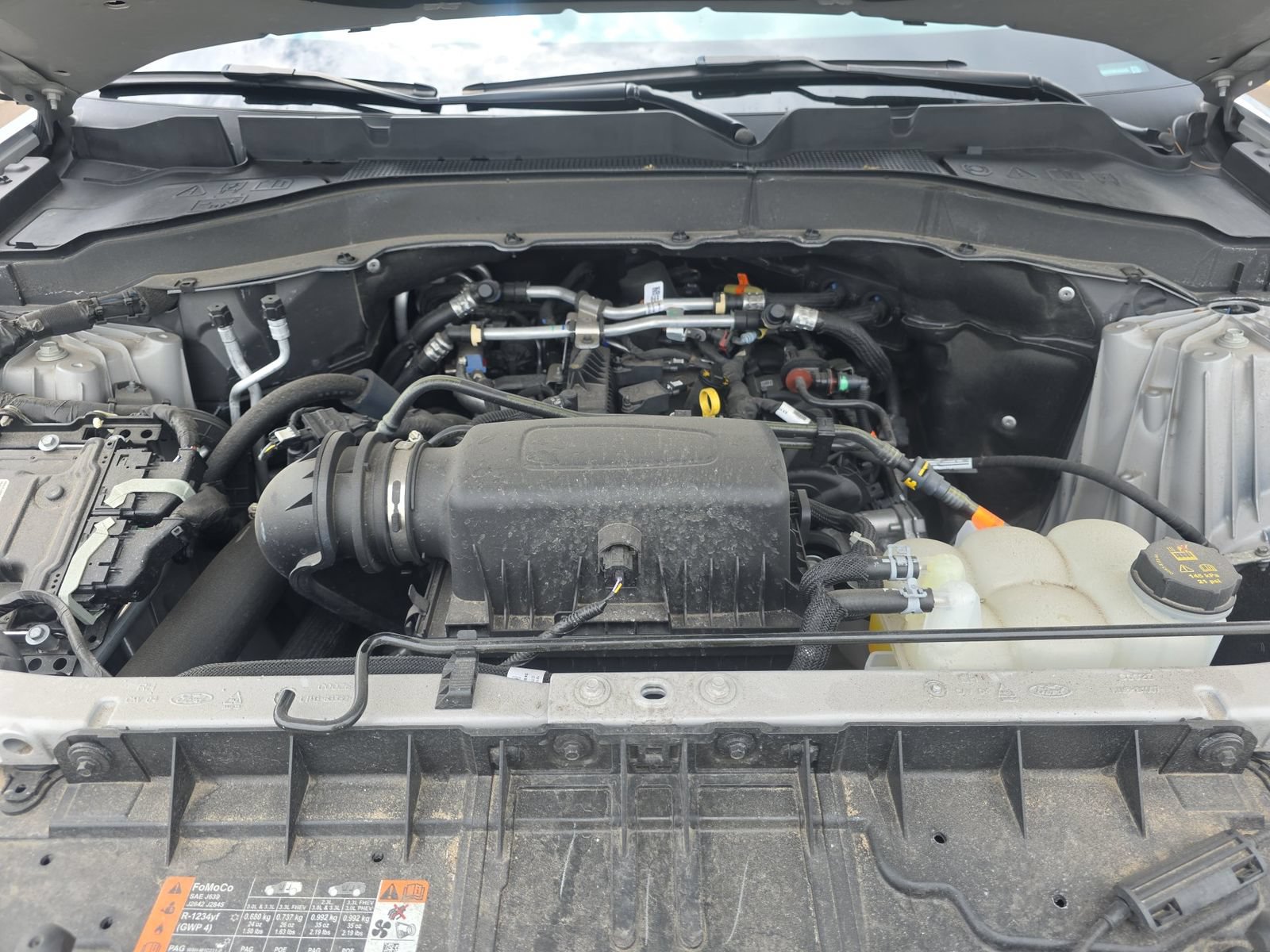 Used 2024 Ford Explorer XLT w/ Equipment Group 202A AWD/4WD image 6
