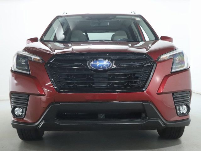 Certified 2024 Subaru Forester Limited AWD/4WD image 5
