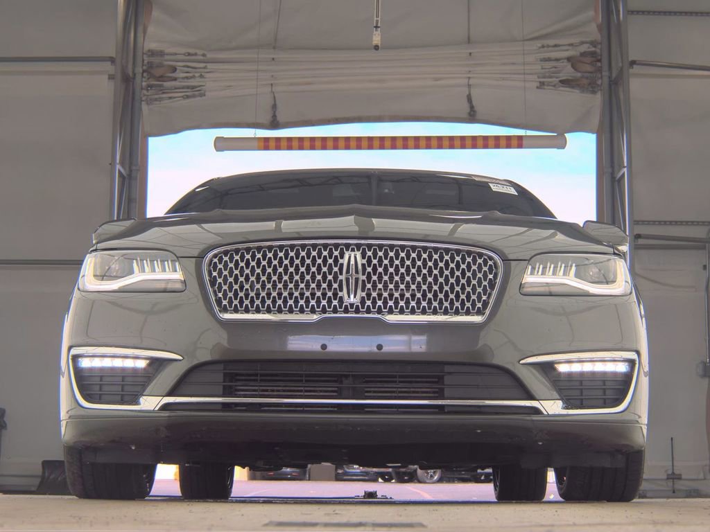 Used 2017 Lincoln MKZ Reserve w/ Climate Package image 3
