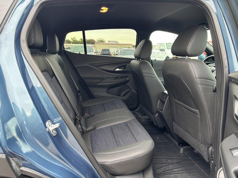 Used 2025 Buick Envista Preferred w/ Convenience I Package image 10