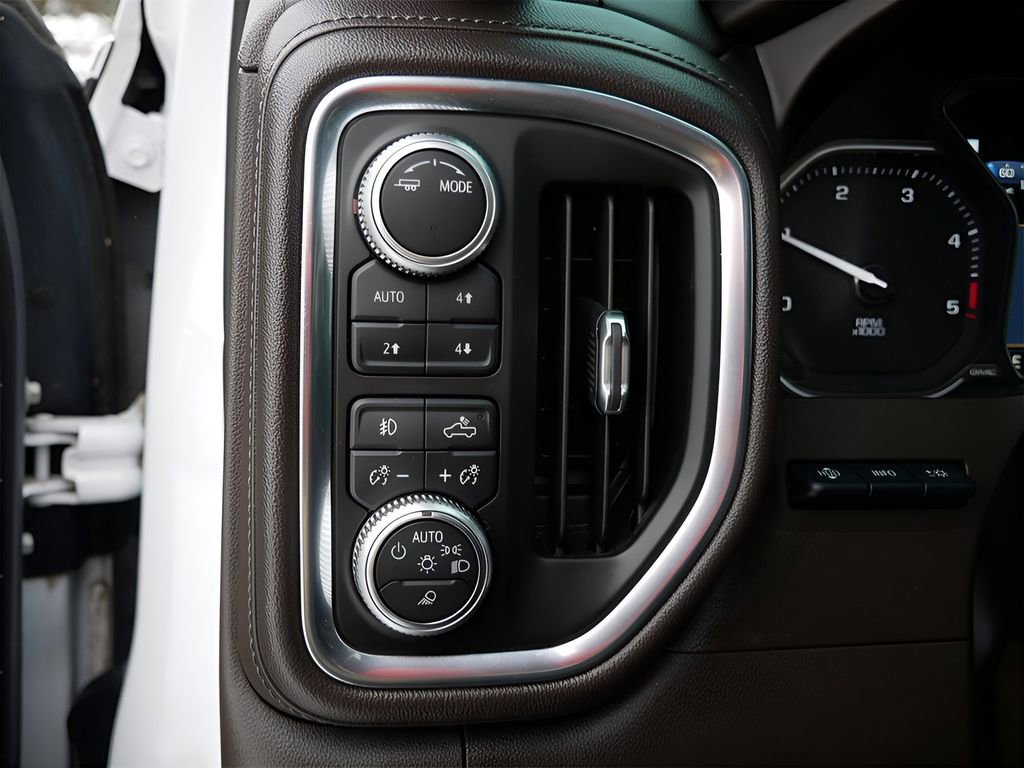 Used 2020 GMC Sierra 2500 Denali w/ Denali Ultimate Package image 18