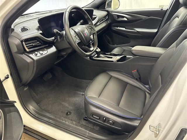 Used 2024 Buick Envista Sport Touring w/ Convenience I Package image 12
