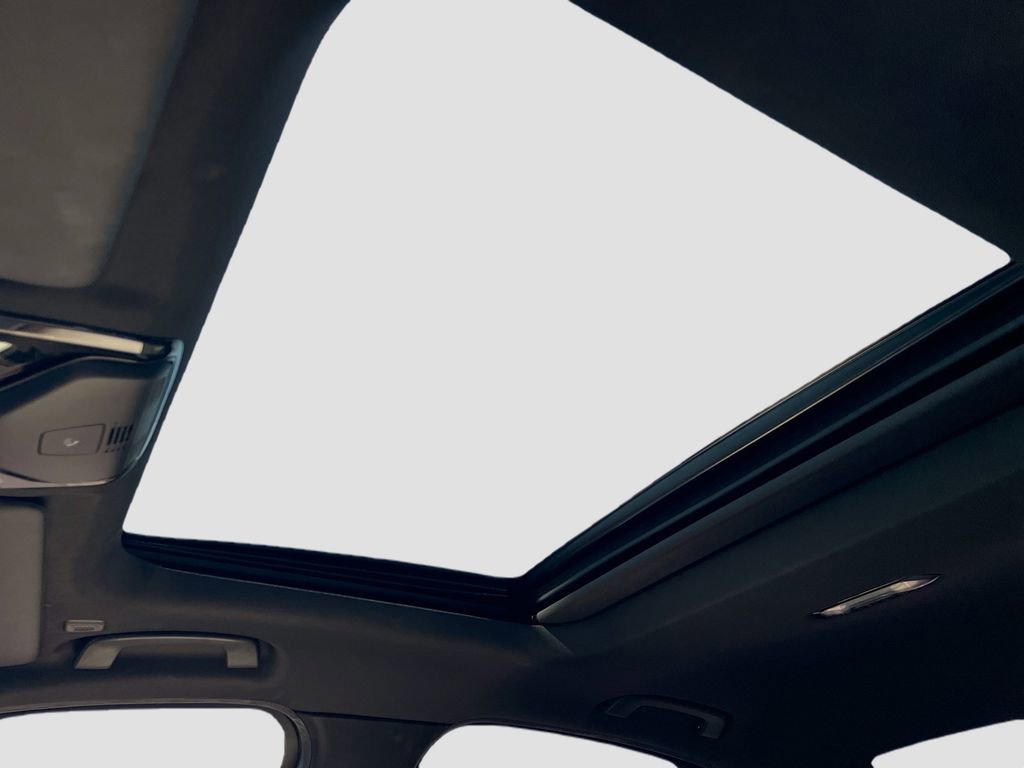 Used 2021 BMW 330i Sedan image 15