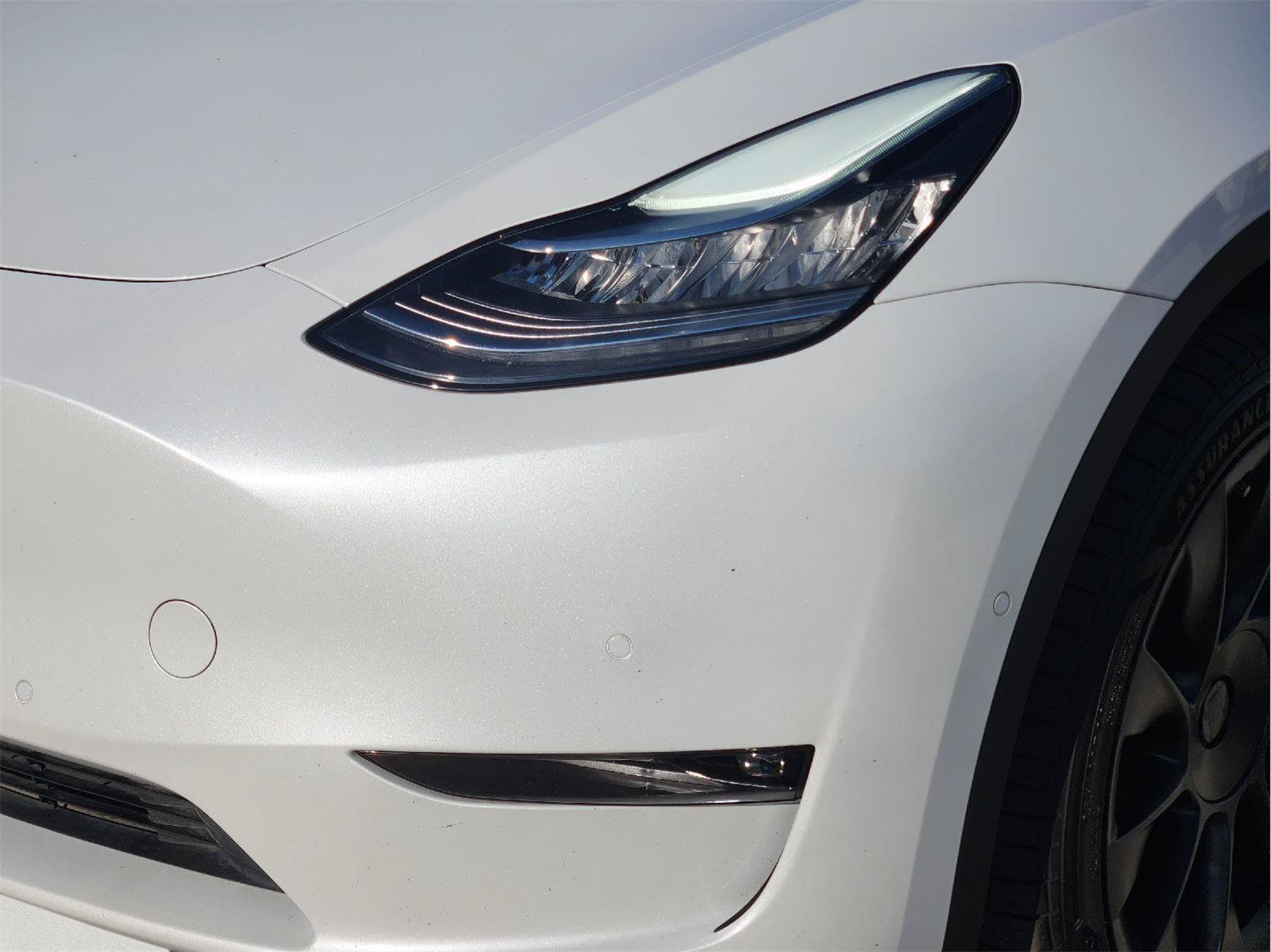 Used 2021 Tesla Model Y Long Range AWD/4WD image 8